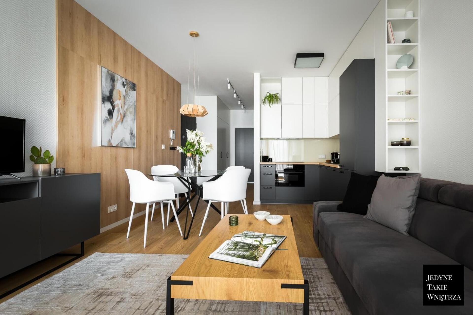 Cozy Family Apartments With Balcony Near Zlote Tarasy Warszawa Eksteriør billede