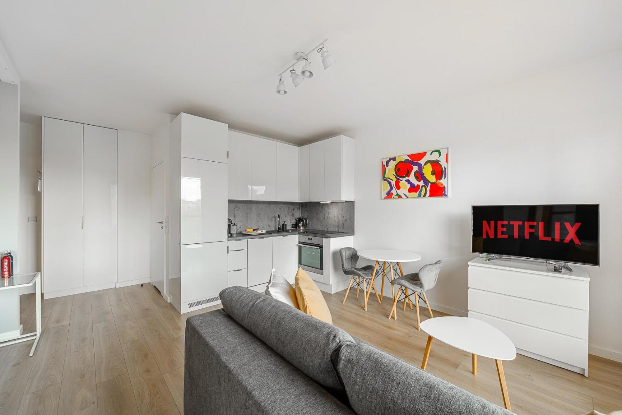 Cozy Family Apartments With Balcony Near Zlote Tarasy Warszawa Eksteriør billede