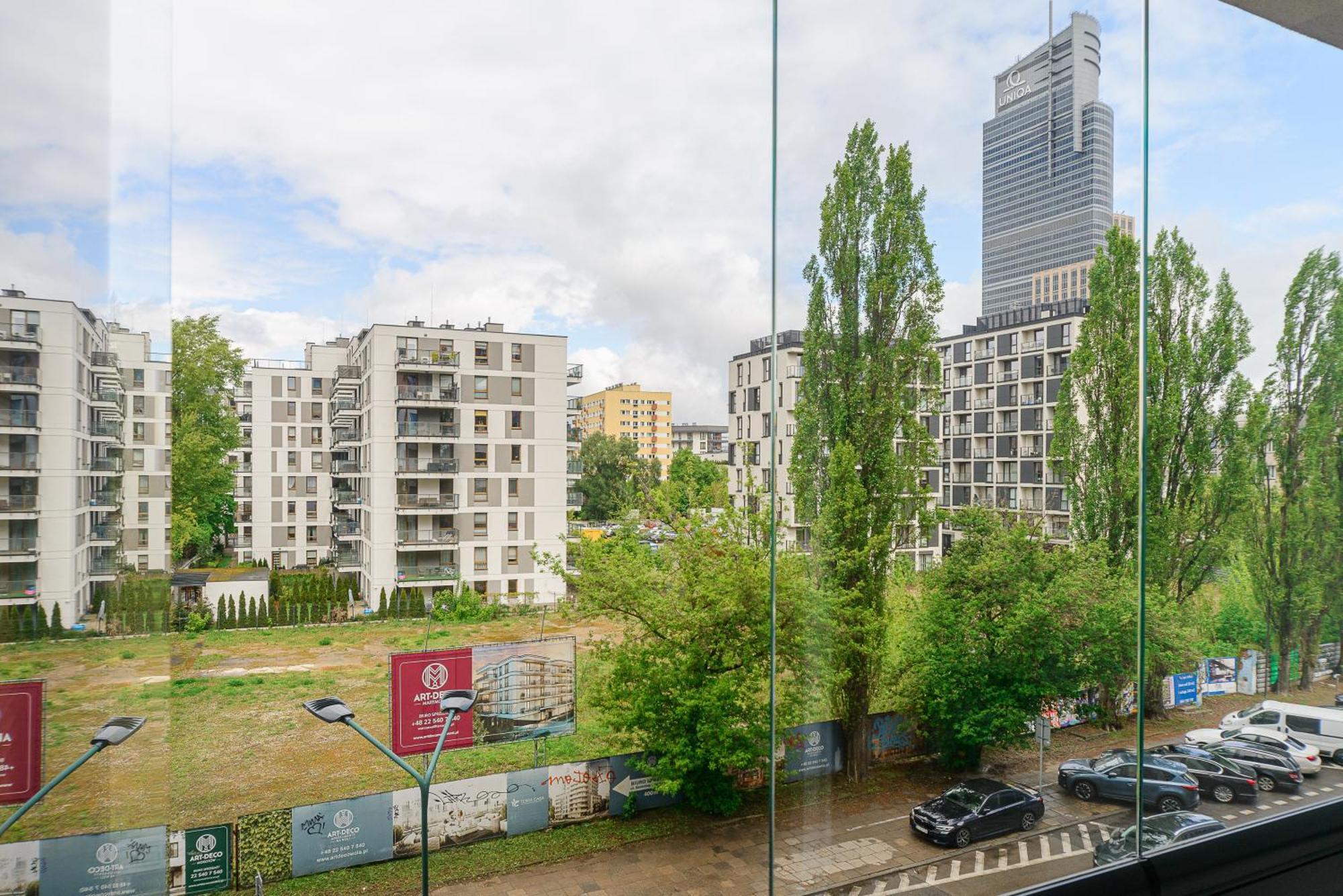 Cozy Family Apartments With Balcony Near Zlote Tarasy Warszawa Eksteriør billede