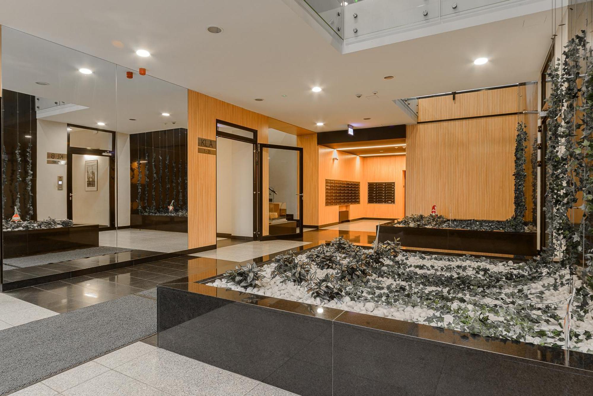Cozy Family Apartments With Balcony Near Zlote Tarasy Warszawa Værelse billede