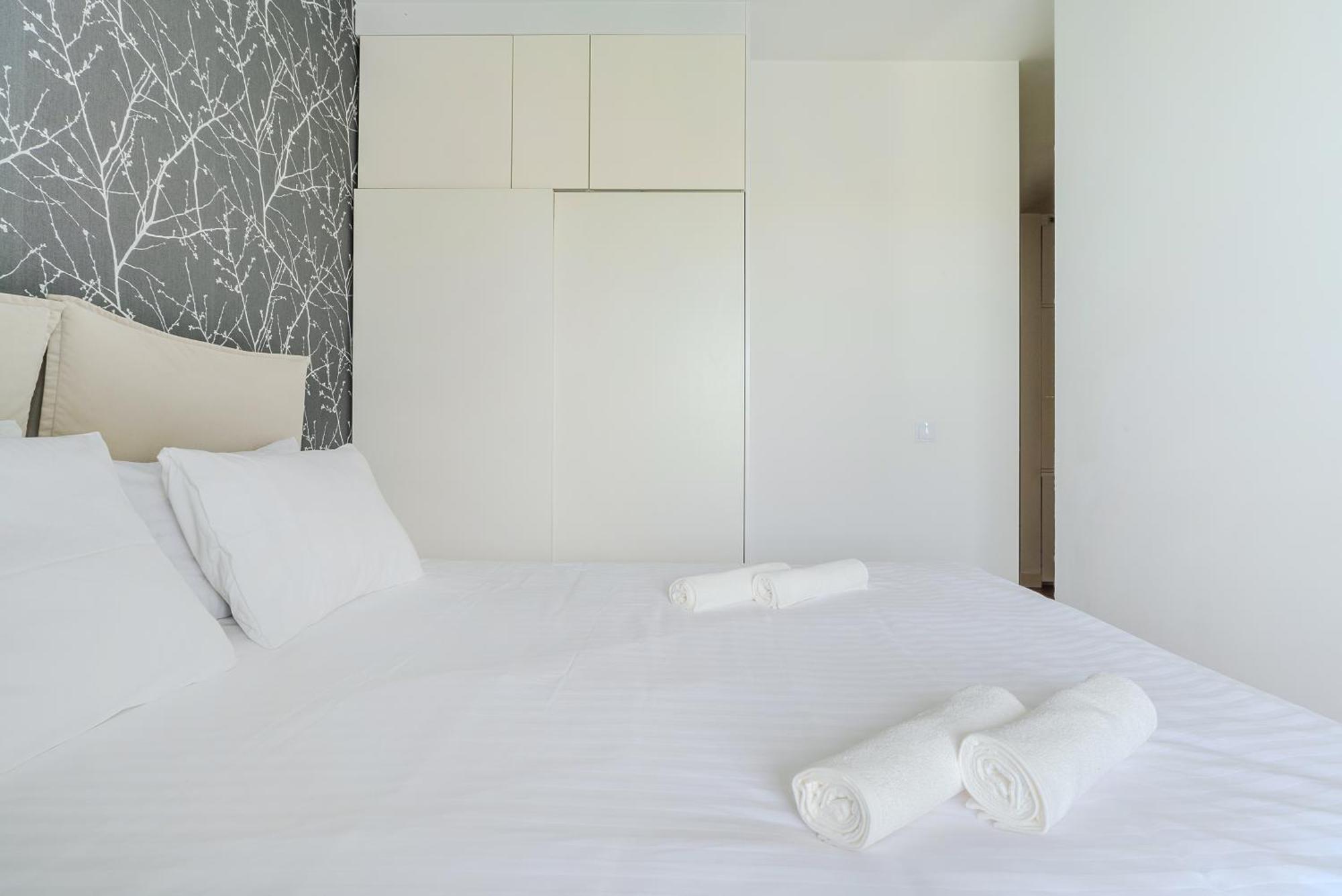 Cozy Family Apartments With Balcony Near Zlote Tarasy Warszawa Værelse billede